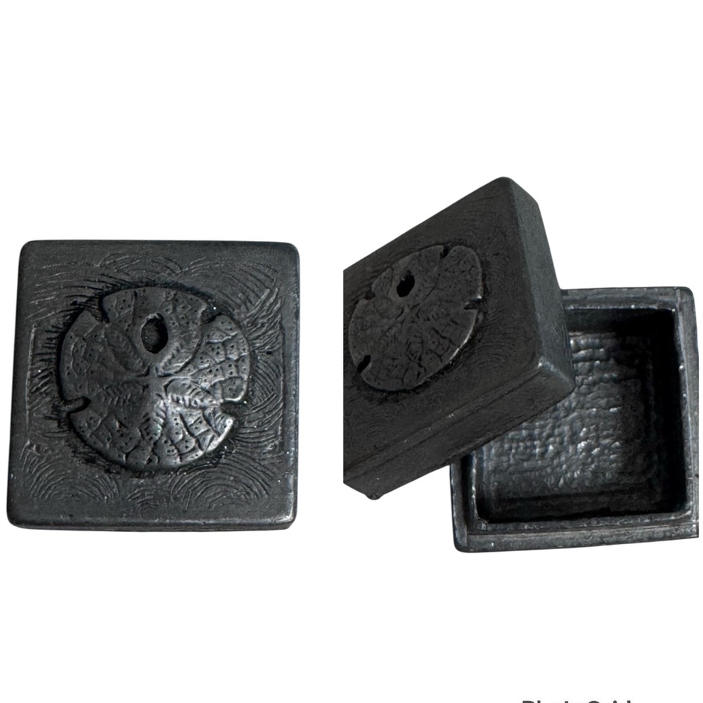 Vintage Yorkshire Designs Collector Series 1978 Pewter Earrings Trinket Box